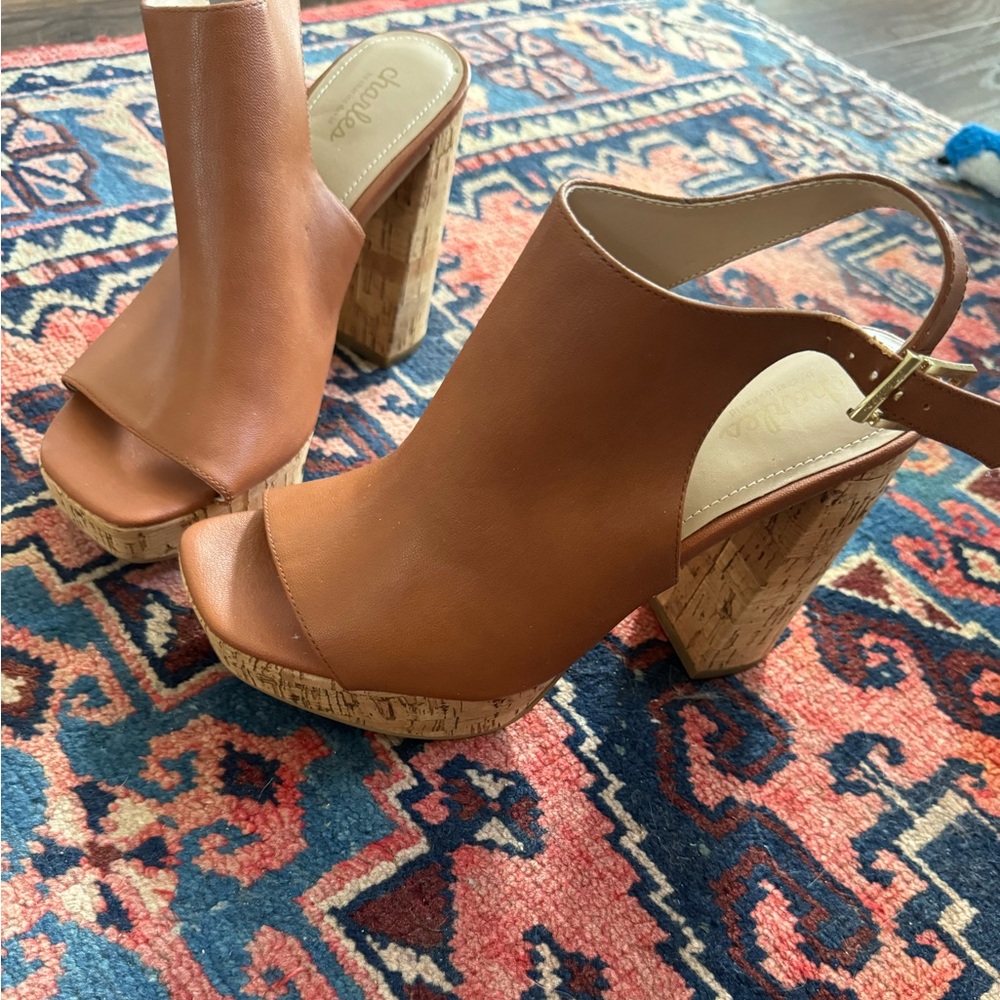 Charles David platform tan sandals
